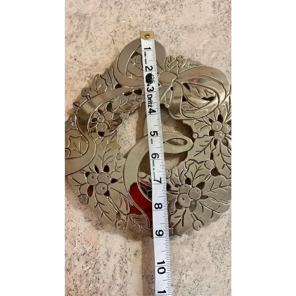 International Silver Co Silver Plated Vintage Footed Insulated Wreath Bow Trivet